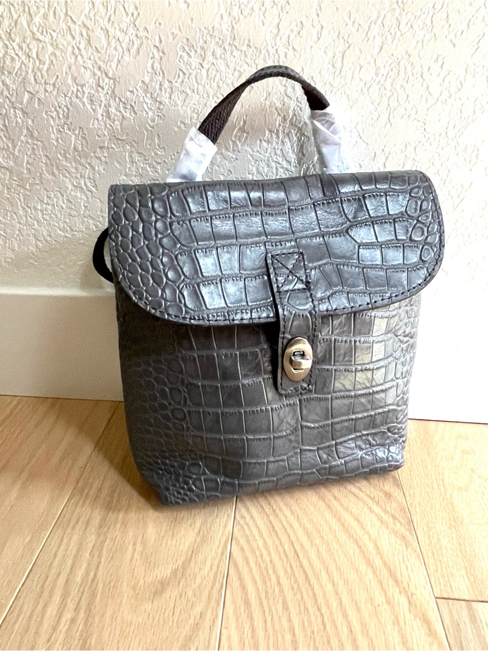 NWT Patricia Nash Davoli Gray Croco Leather Backpack Crossbody Bag Luxury